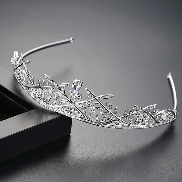 Women's Fashion Copper And Zircon Leaf Crown Headdress With Inlaid Sparkle Detail For Banquets And Formal Occasions