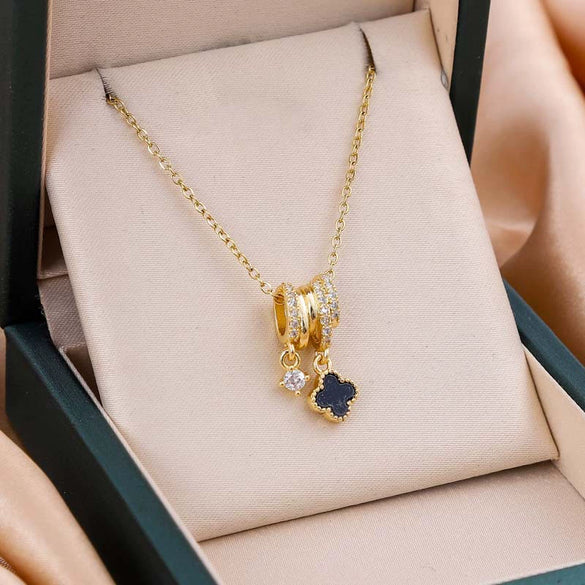 Women's Fashion Fourleaf Clover Pendant Necklace Copper Inlaid Zircon Electroplated Light Luxury Clavicle Chain Jewelry