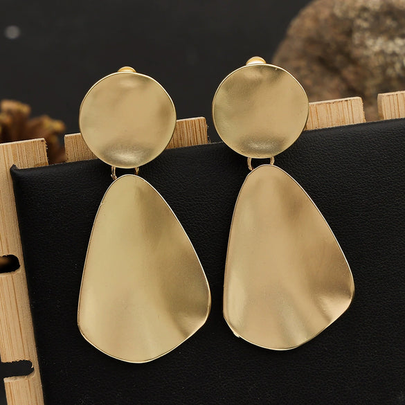 Women's Fashion Geometric Water Drop Clipon Long Statement Earrings With Bold Metal Design