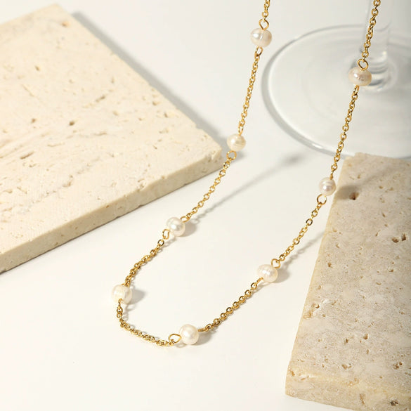 Women's Fashion High End Light Luxury Niche Stainless Steel Clavicle Chain Necklace With 18K Gold Pvdp Furnace Real Gold Treatment And Natural Freshwater Pearl And Geometric Design