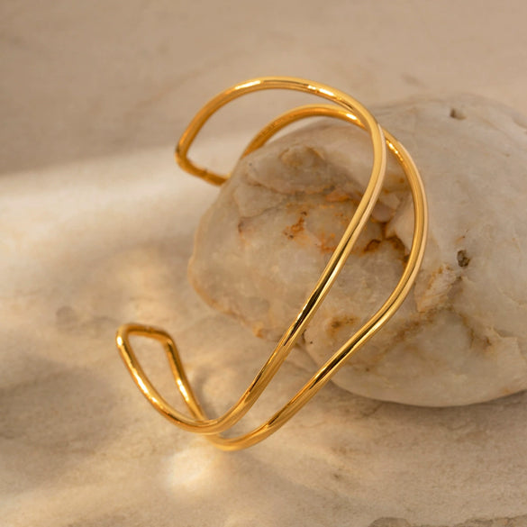 Women's Fashion Jewelry Wide Exaggerated Irregular Bump Bracelet In Geometric Design Made Of Stainless Steel With 18K Gold Plated Electroplating