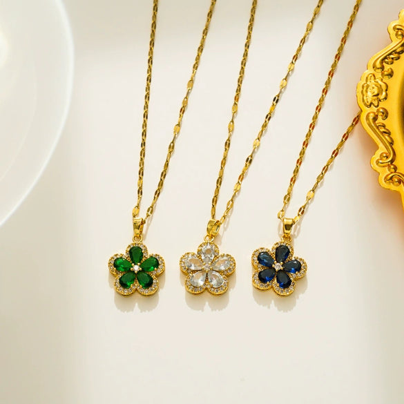 Women's Fashion Light Luxury Titanium Steel Clavicle Chain Necklace With Geometric Flower Niche Design And Zircon