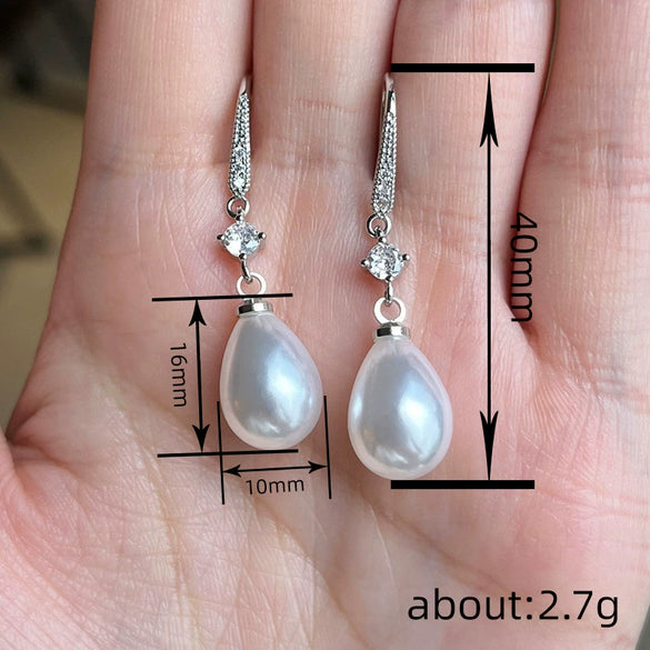 Women's Fashion Ol And Minimalist Geometric Copper Artificial Pearl Dropshaped Diamondembedded Earrings