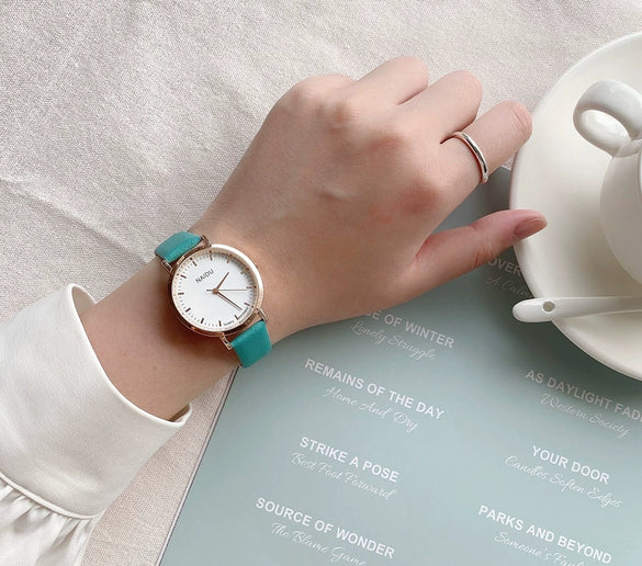 Women's Fashion Quartz Watch With Alloy Case Gradient Star Design