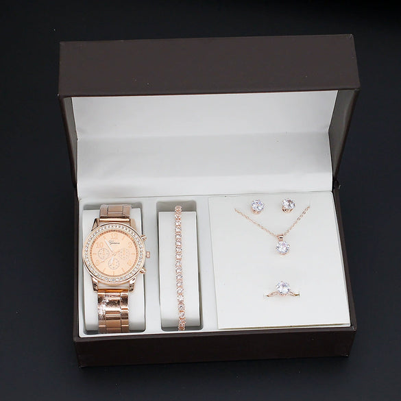 Women's Fashion Quartz Watch With Alloy Case Imitation Leather Strap And Stainless Steel Clasp Round Dial