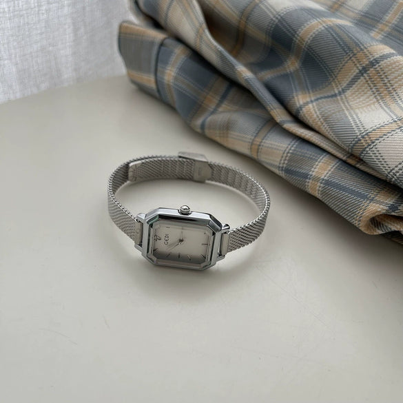 Women's Fashion Square Dial Watch Alloy Case Steel Wire Belt Simple Elegant Leisure Style