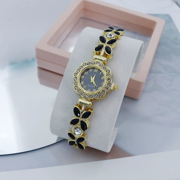 Women's Fashion Stainless Steel Flowershaped Bracelet Watch