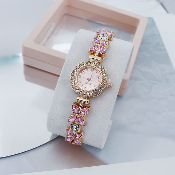 Women's Fashion Stainless Steel Flowershaped Bracelet Watch