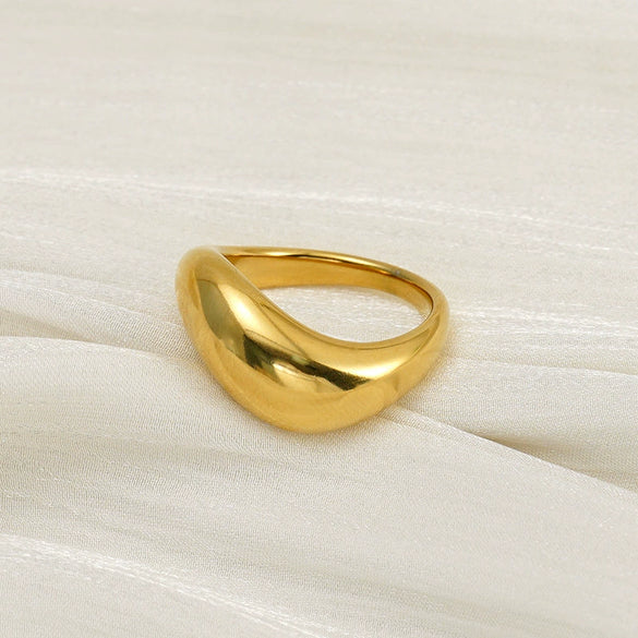 Women's Fashion Stainless Steel Ring With Irregular Curved Geometry Mirror Polished Plain Band And Electroplated Finish