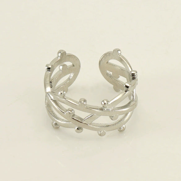 Women's Fashion Titanium Steel Geometric Hollow Opening Adjustable Ring With Electroplating