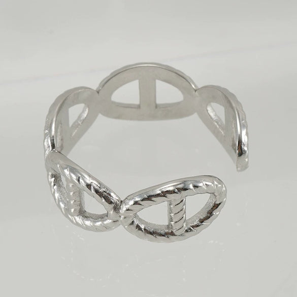 Women's Fashion Titanium Steel Geometric Hollow Opening Adjustable Ring With Electroplating