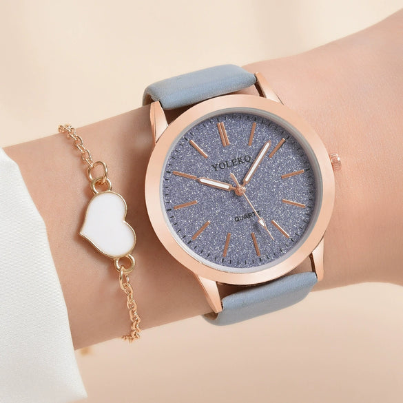 Women's Fashionable Alloy And Textile Glass Quartz Round Dial Watch