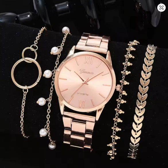 Women's Fashionable Alloy Watches With Round Dial And Stainless Steel Buckle