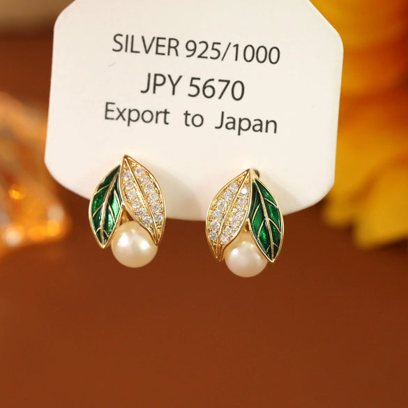 Women's Fashionable Geometric And Leaf Patterned Copper Earrings With Pearls And Electroplating