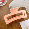 Women's Fashionable Simple Geometric Hollow Ps Handmade Shark Clip Hair Grab