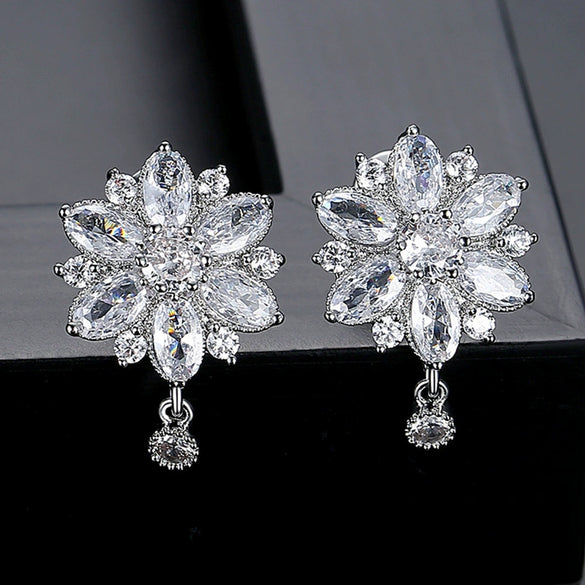 Women's Floral Copper Zircon Earrings With Electroplated Finish Elegant Fashion Statement Jewelry