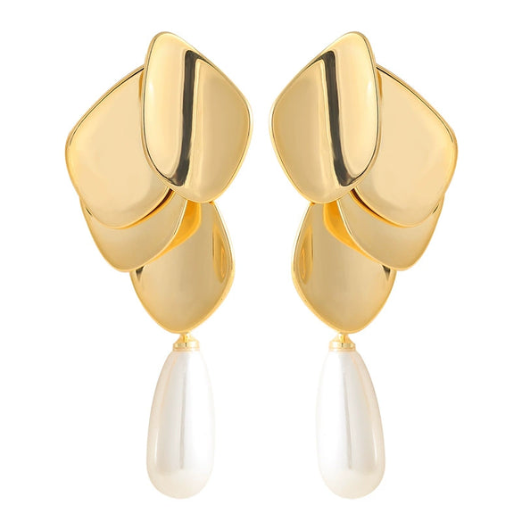 Women's Floral Pearl Earrings Geometric Metal Jewelry With Real Gold Plating And Minimalist Design
