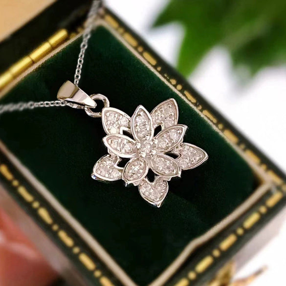 Women's Floral Zircon Pendant Necklace With Copper Olink Chain Minimalist Light Luxury Jewelry