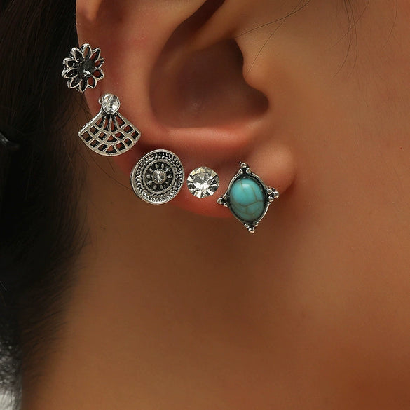 Women's French Retro Geometric Alloy Turquoise Earring Set Electroplated Bohemian Style Stud And Drop Earrings