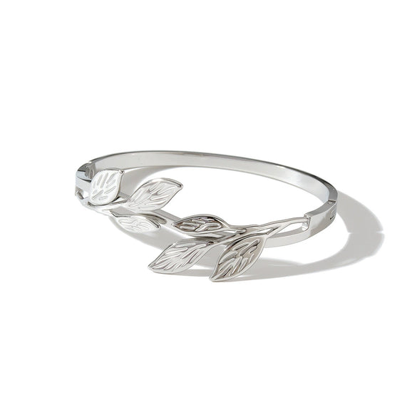 Women’s Fresh Leaf Pattern Stainless Steel Bracelet With Simple Fashion Style And 18K Accent For Trendy Jewelry Accessories