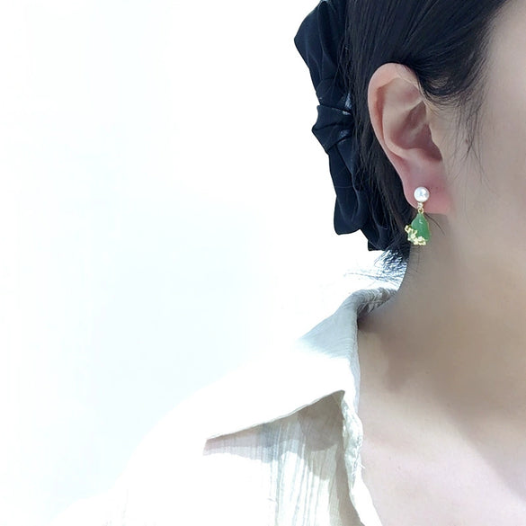 Women's Freshwater Pearl And Chalcedony Gourd Earrings With Plum Blossom Pattern S925 Sterling Silver Needle