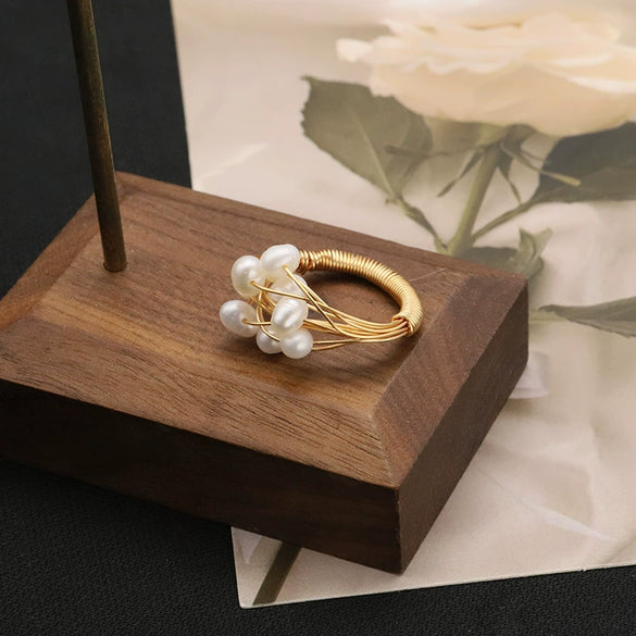 Women's Freshwater Pearl Flower Shaped Ring With Real Gold Electroplating