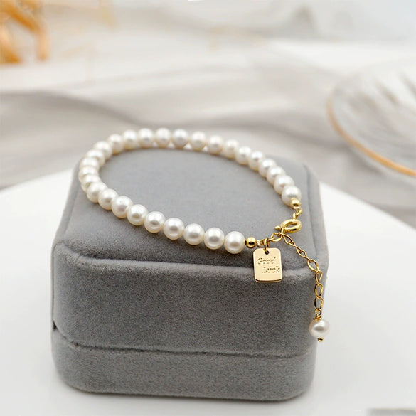 Women's Freshwater Pearl Handmade Geometric Bracelets Light Luxury And Highend Accessories