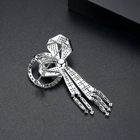 Women's Geometric Bow Brooch Copper Pin With Microinlaid Zircon And Electroplated Finish For Elegant Accessories