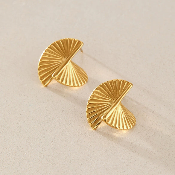 Women's Geometric Carved Stud Earrings With Multilayer Design Stainless Steel And Titanium Steel Posts Pvd Gold Plating