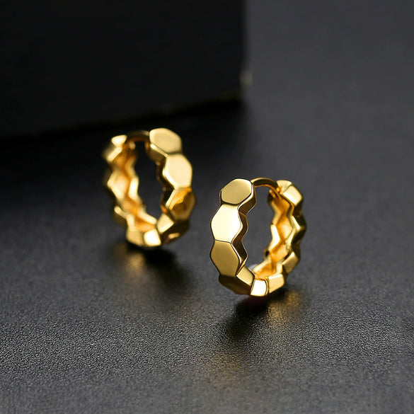 Women's Geometric Copper Earrings With A Minimalist Design And Distinctive Contemporary Style