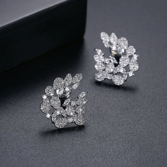 Women's Geometric Copper Stud Earrings Set With Transparent Zircon Accents And Elegant Electroplated Fashion Finish