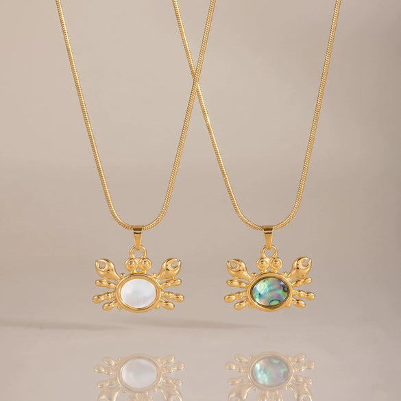 Women's Geometric Crab Pendant Necklace Stainless Steel With Shell Inlay And Gold Plated Finish Elegant Fashion Jewelry