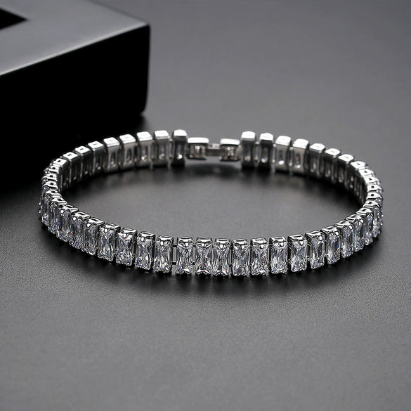 Women's Geometric Electroplated Copper Bracelet With Inlaid Zirconium Fashion Jewelry Wholesale