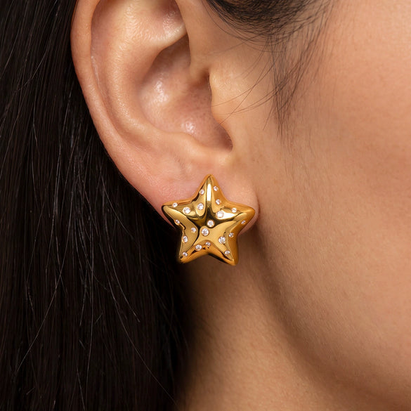 Women's Geometric Five Pointed Star Stainless Steel Earrings With Rhinestone Inlay And Gold Plated Finish Simple Fashion Jewelry