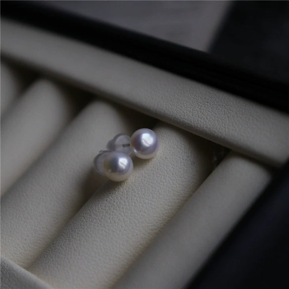 Women's Geometric Freshwater Pearl Stud Earrings With Silver Needle Small Retro Elegant Graceful Design