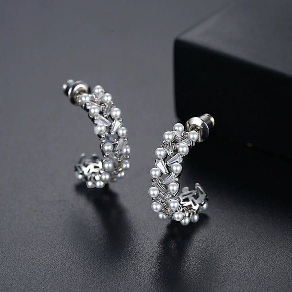 Women's Geometric Glass Bead Earrings With Electroplated Copper Design Elegant Fashion Jewelry
