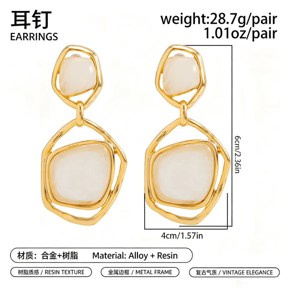 Women's Geometric Gradient Resin Gemstone Stud Earrings With Irregular Hollow Alloy Design Plated Finish And Stainless Steel Posts