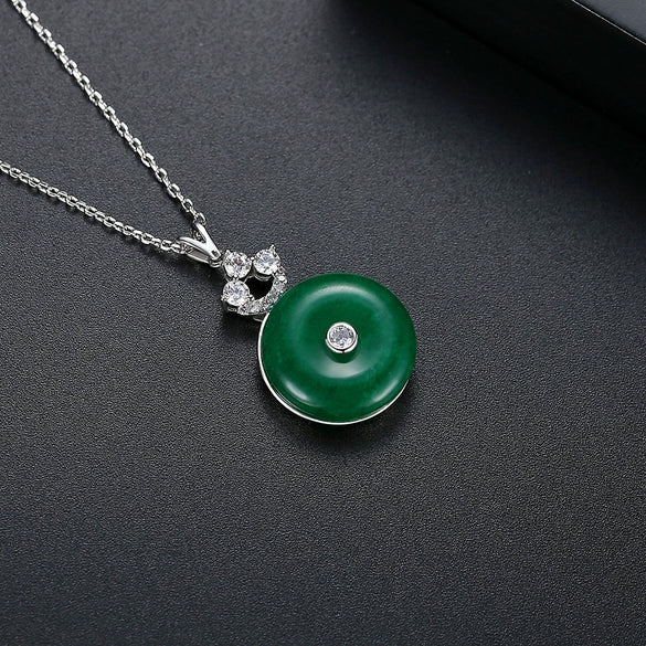 Women's Geometric Green Chalcedony Pendant Necklace With Zircon Details Electroplated Copper Retro Fashion Jewelry