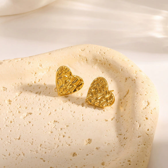 Women's Geometric Heart Pattern Stainless Steel Stud Earrings With 18K Vacuum Plated Finish