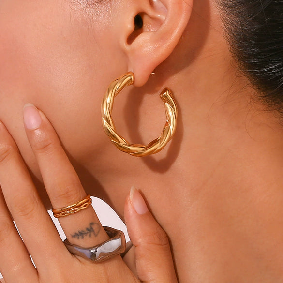 Women's Geometric Hollow Curved Stainless Steel Earrings With Goldplated Finish Fashion Statement Jewelry