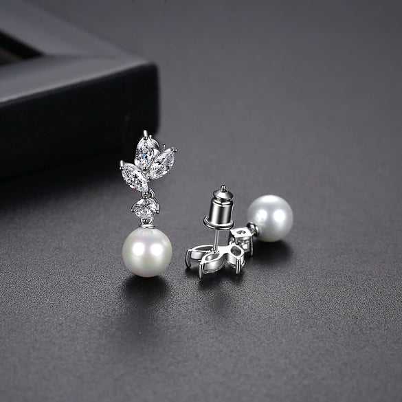 Women's Geometric Leaf Earrings With Pearl And Horse Eye Zircon Accents Electroplated Copper Fashion Jewelry