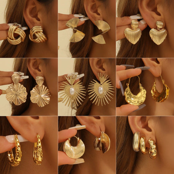 Women's Geometric Metal Pearl Earrings With Electroplated Finish Exaggerated Retro Fashion Statement Jewelry