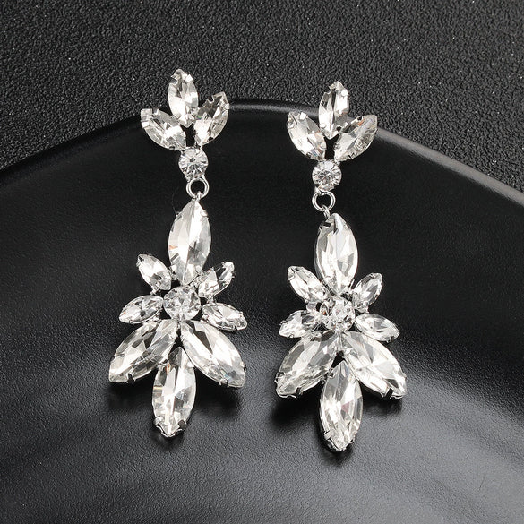 Women's Geometric Rhinestone Alloy Earrings Vintage Fashion Statement Jewelry For Everyday Wear And Bridal Occasions