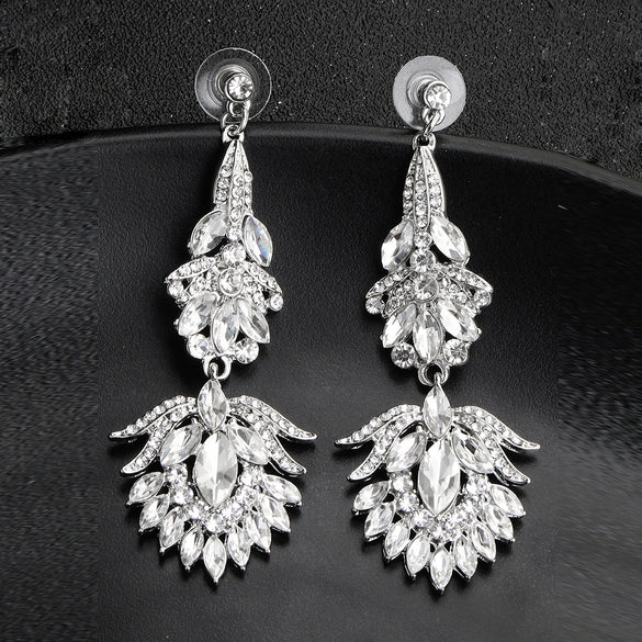 Women's Geometric Rhinestone Alloy Earrings Vintage Fashion Statement Jewelry For Everyday Wear And Bridal Occasions