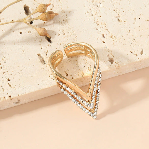 Women's Geometric Rhinestone Ring Electroplated Fashion Hand Jewelry With Modern Minimalist Style
