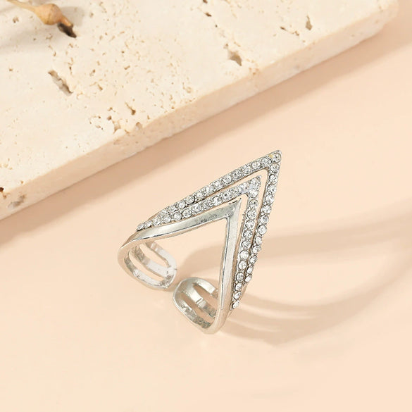 Women's Geometric Rhinestone Ring Electroplated Fashion Hand Jewelry With Modern Minimalist Style