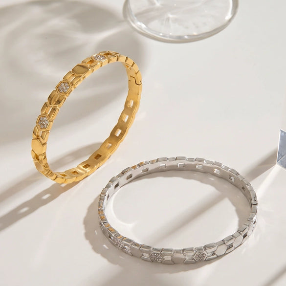 Women’s Geometric Rhinestone Stainless Steel Bracelet With Gold Plated Finish Colorfast Fashion Jewelry