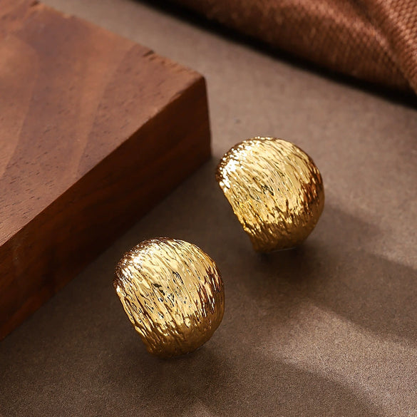 Women's Geometric Spherical Metal Earrings With Wrinkled Texture And Real Gold Plated Minimalist Design