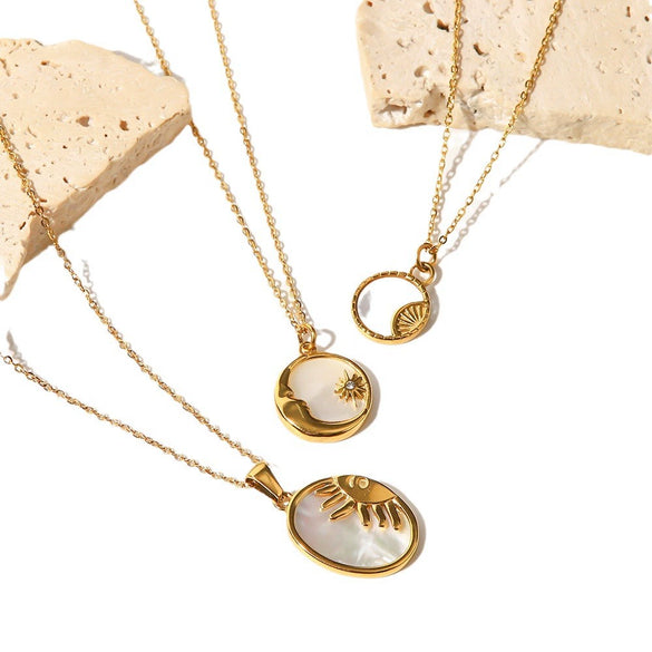 Women's Geometric Stainless Steel And Titanium Steel Inlaid Pendant Necklace With Electroplating