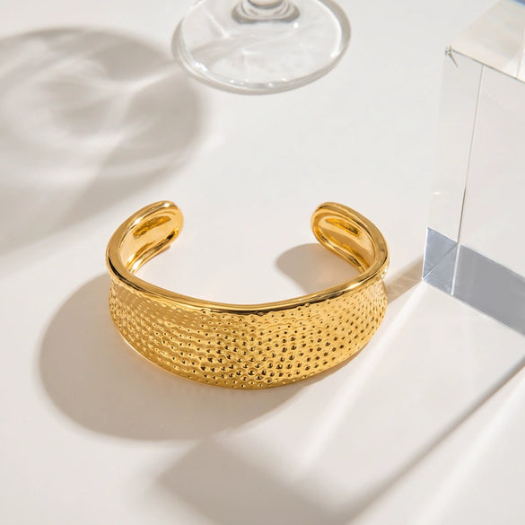 Women's Geometric Stainless Steel Bracelet With Gold Vacuum Plating Minimalist Fashion Jewelry Accessory